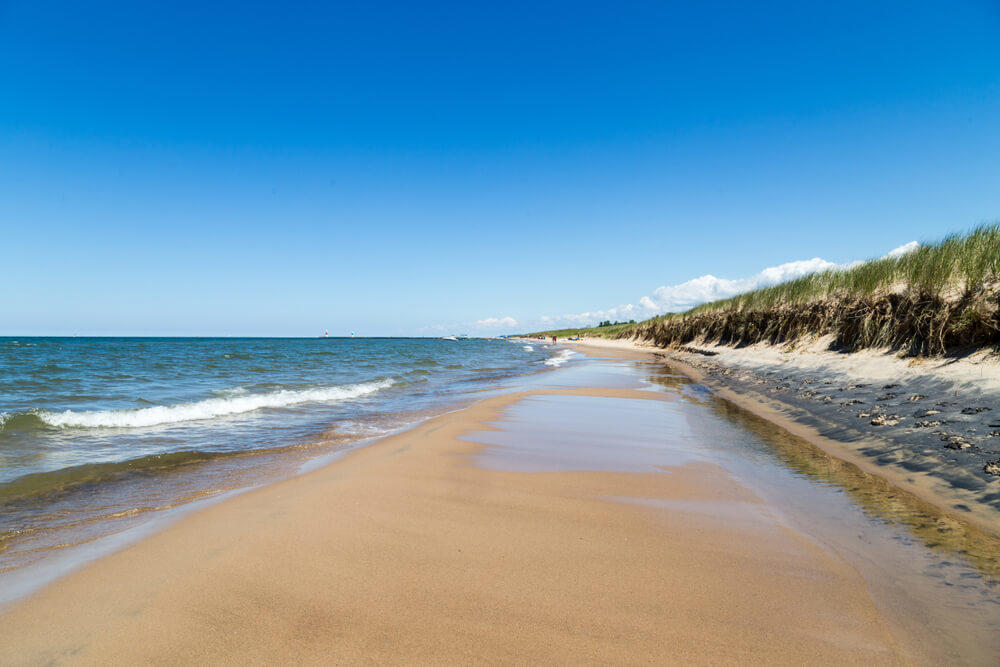 A wide-angle view of Oval Beach in West Michigan.